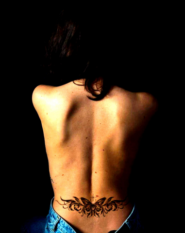Noir Butterfly Bloom